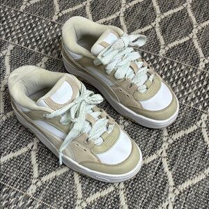 Puma Women's 180 Cream and White Sneakers